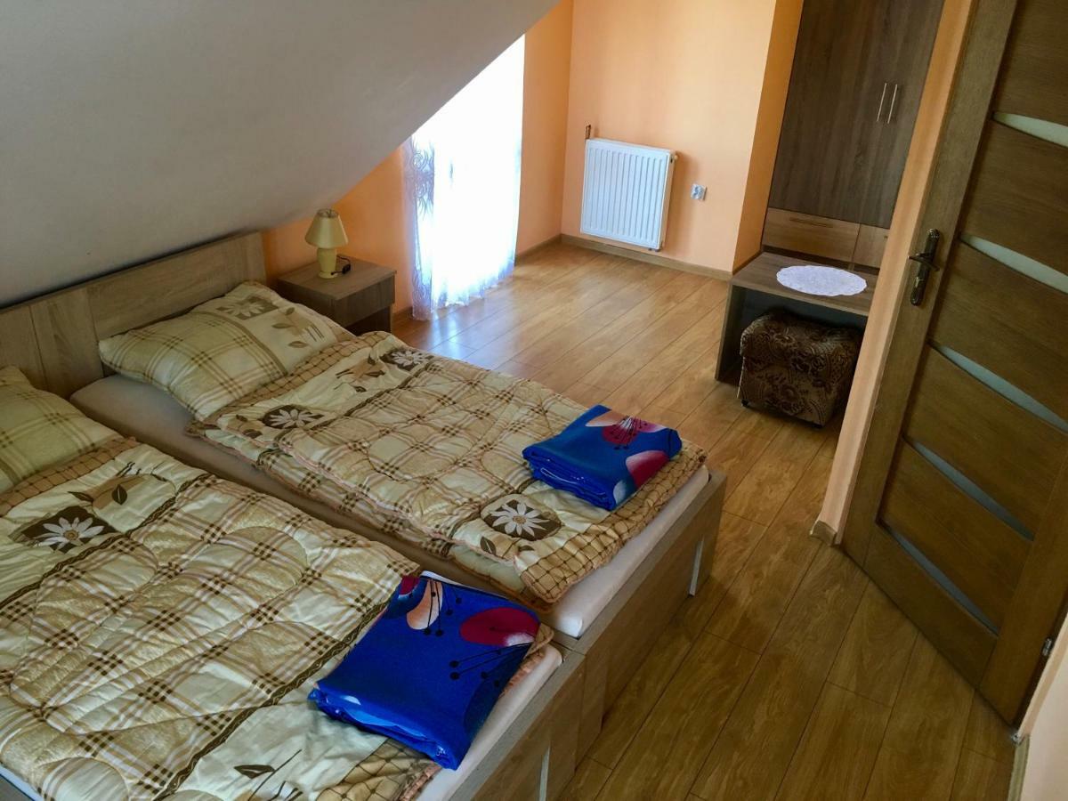 Teczowe Lowisko Hotel Wolka Orlowska Eksteriør billede